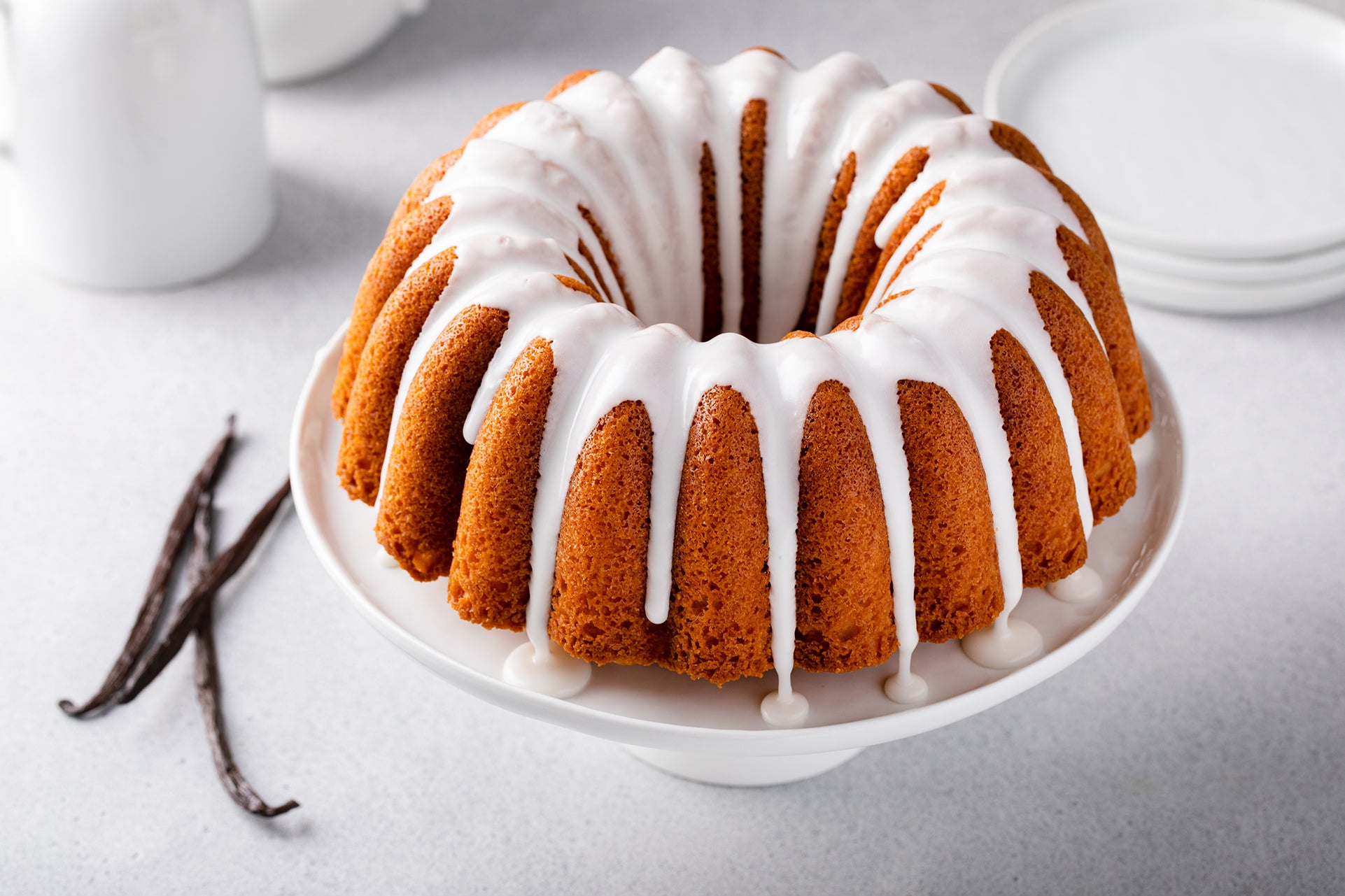 Bake a Festive & Healthy Chickpea Flour Bundt Cake This Christmas